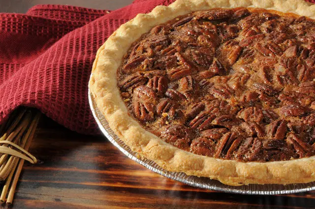 classic pecan pie | hearth health happiness