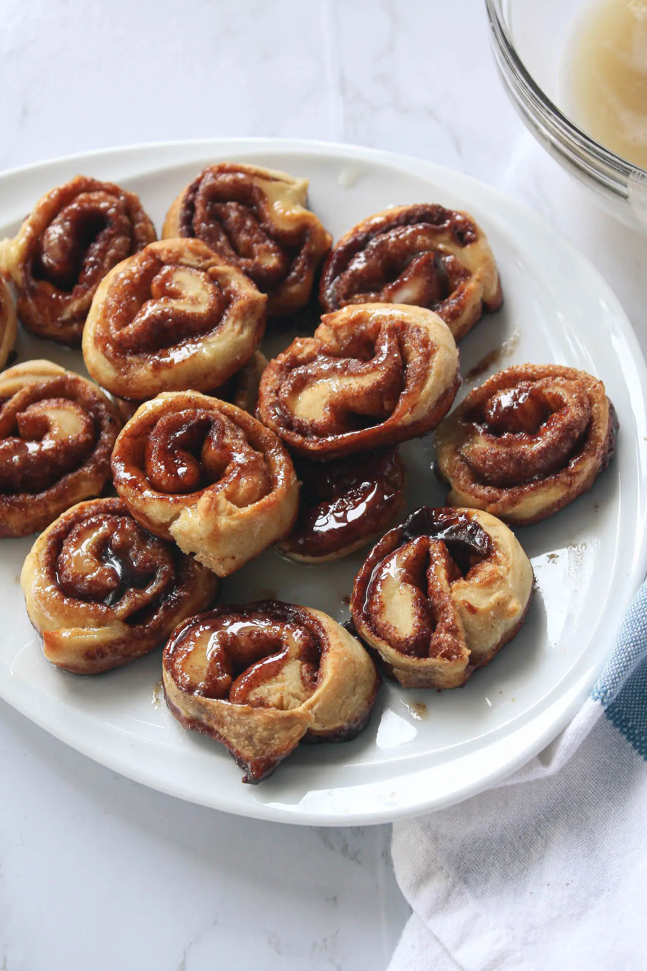 mini cinnamon rolls on plate | hearth health happiness