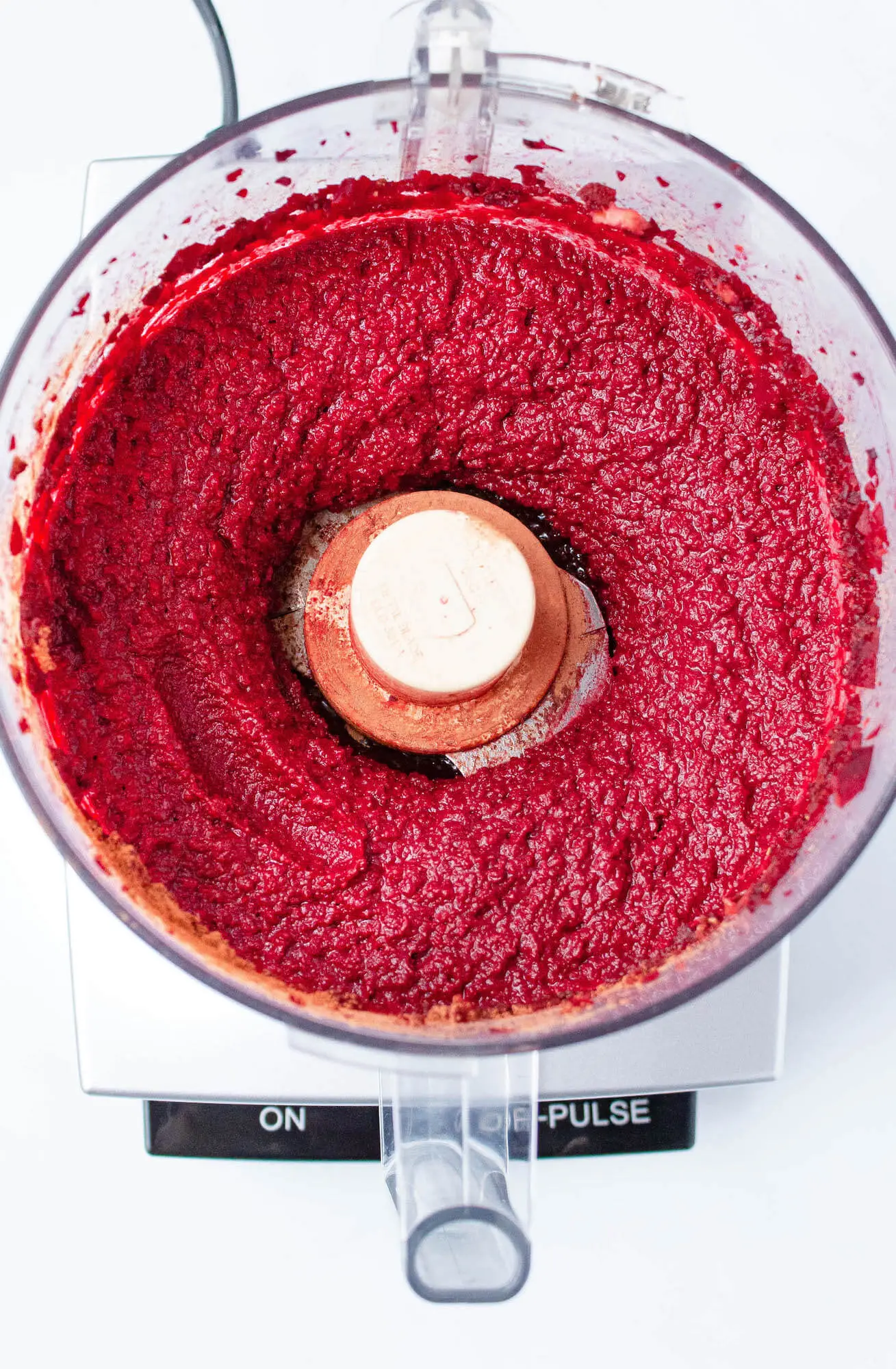roasted beet hummus blended in food processor | hearth health happiness