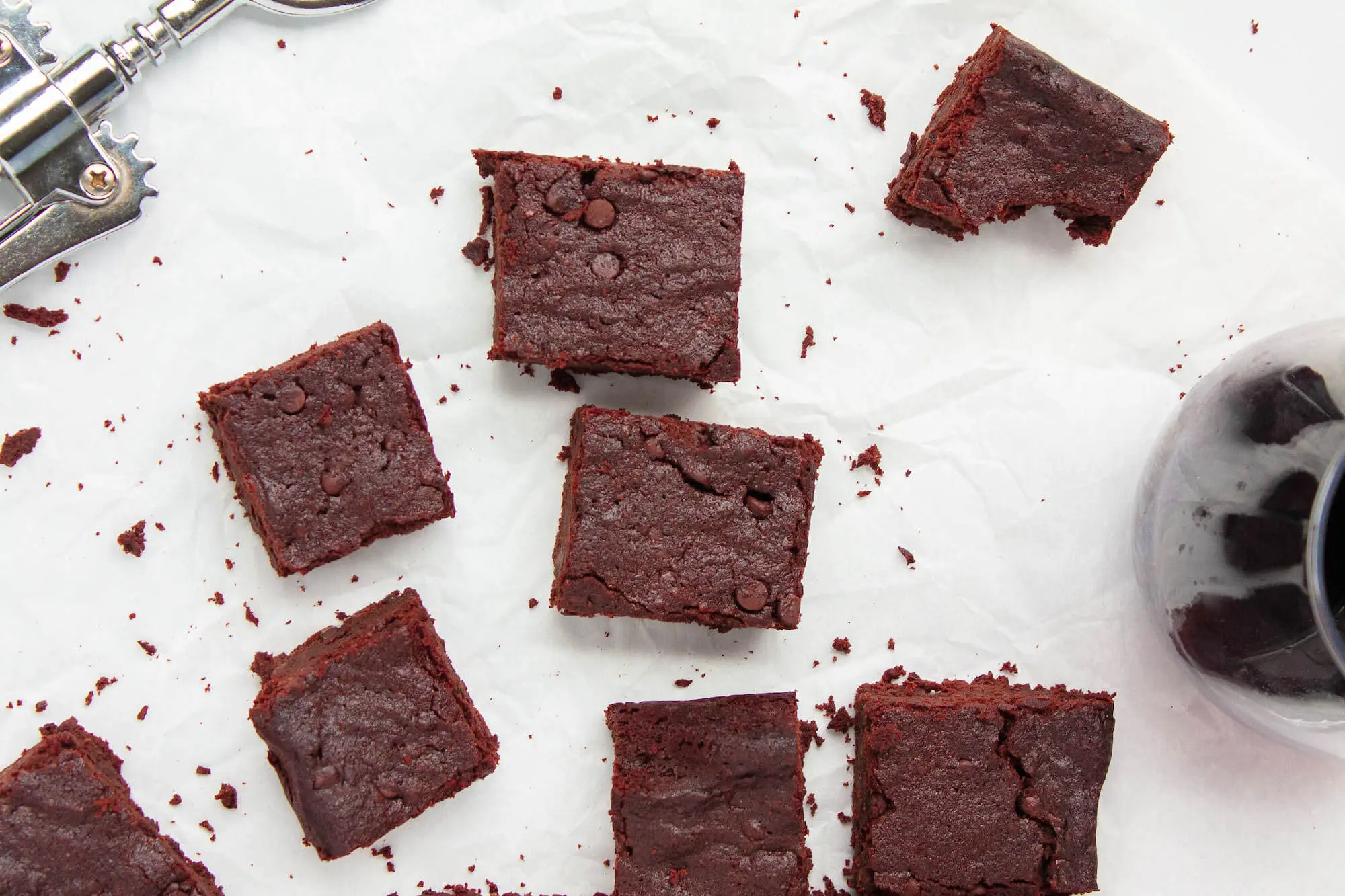 overhead image of cut red wine brownies | hearth health happiness